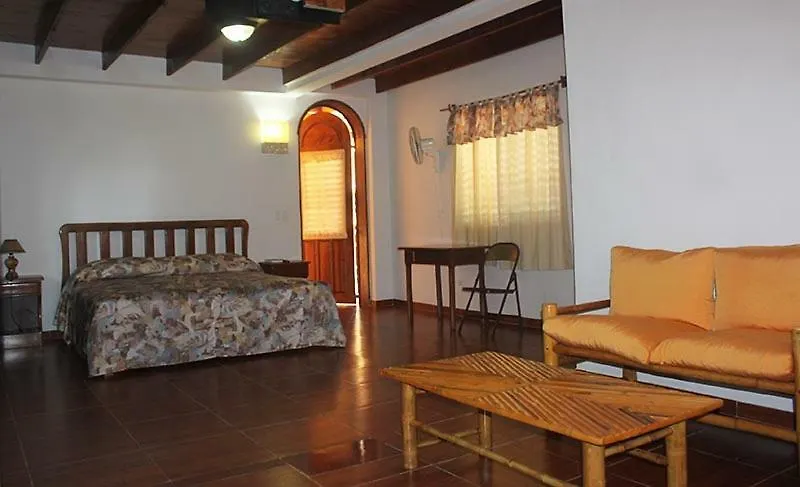 Colin'S Hotel Jacmel
