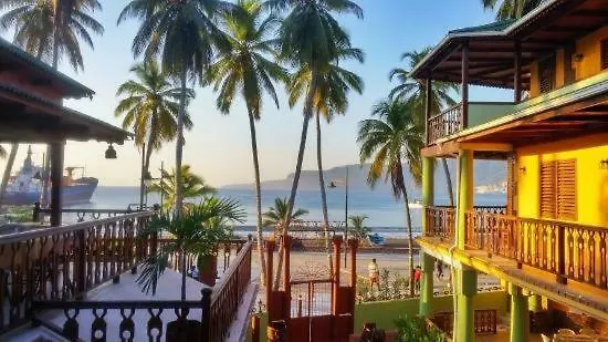 Colin'S Hotel Jacmel 2*,